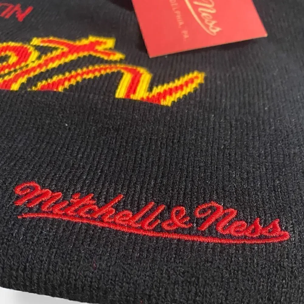Mitchell & Ness NBA Houston Rockets Script Burst Knit Pom Beanie Brand New (b)